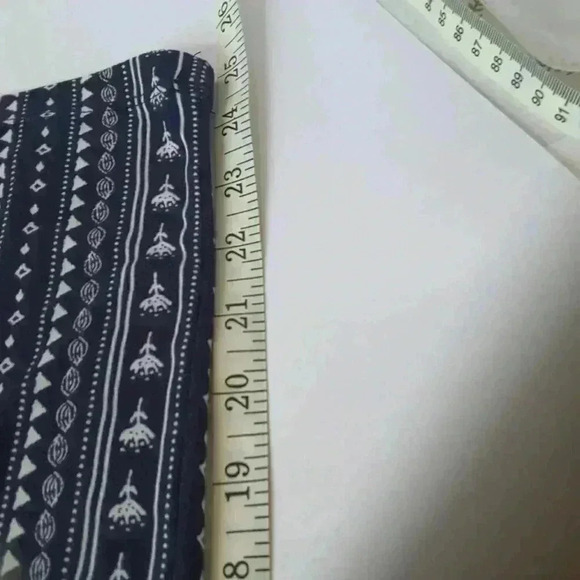 Maxine Nichols pull on crop pants - Picture 4 of 6